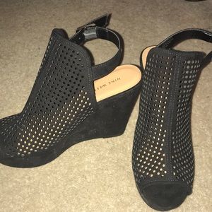 Brand new w/o box Nine West wedge sandal 👡